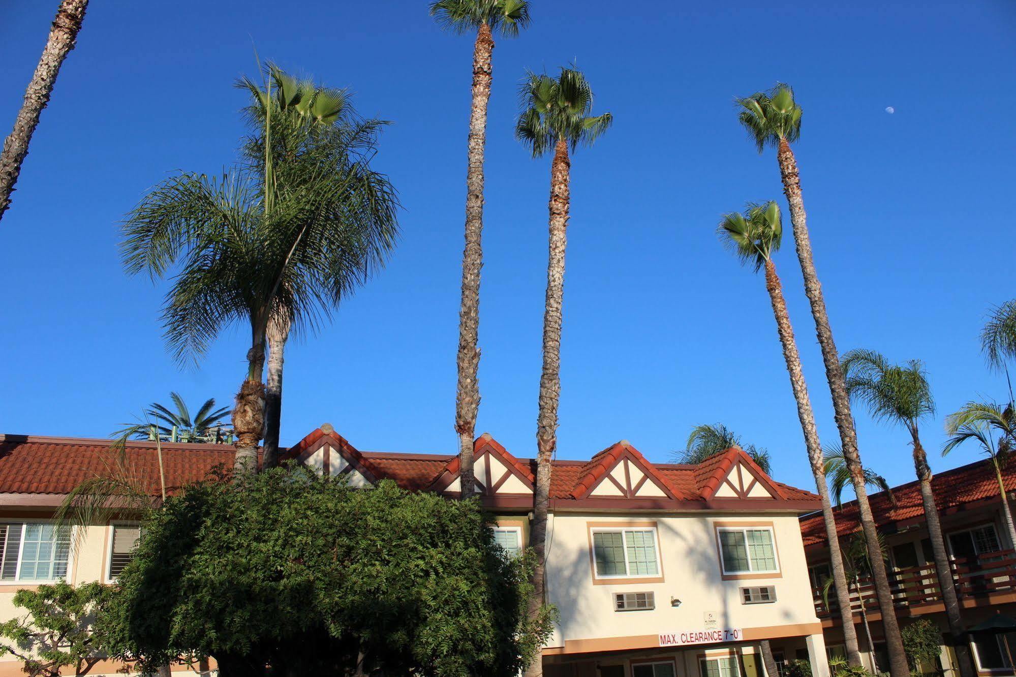 Garden Inn San Gabriel Buitenkant foto